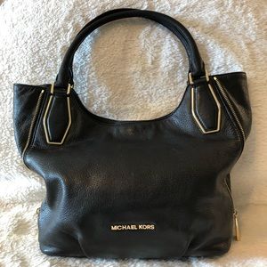 MICHAEL Michael Kors Medium Vanessa Shoukder Tote